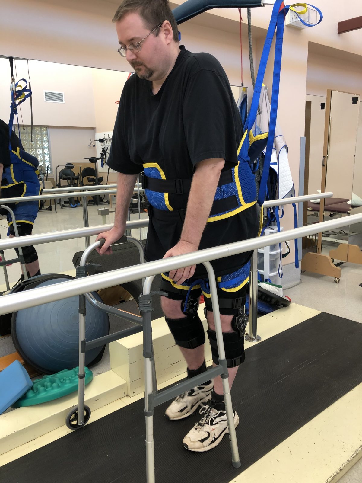 DonJoy Knee Braces - Jamie Boyle Guillain Barre Syndrome GBS Recovery